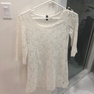 H&M lace 3/4 sleeve dress.